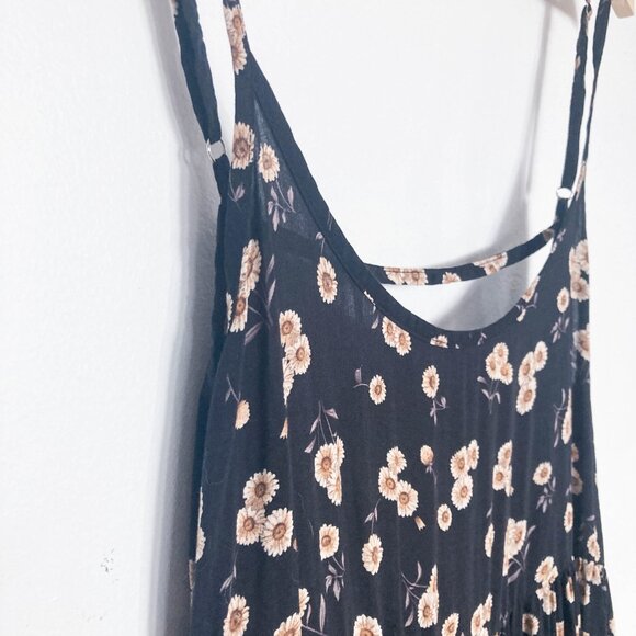Brandy Melville BOHO Floral Jada Dress - Picture 2 of 12